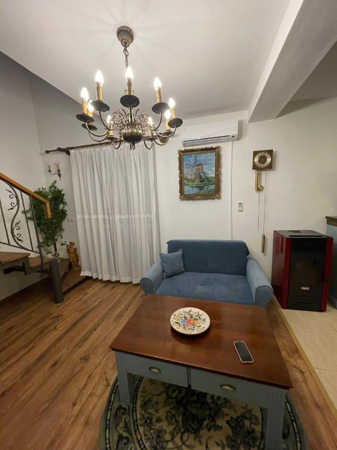 Apartamento Apartament Yannis Alba Iulia Exterior foto