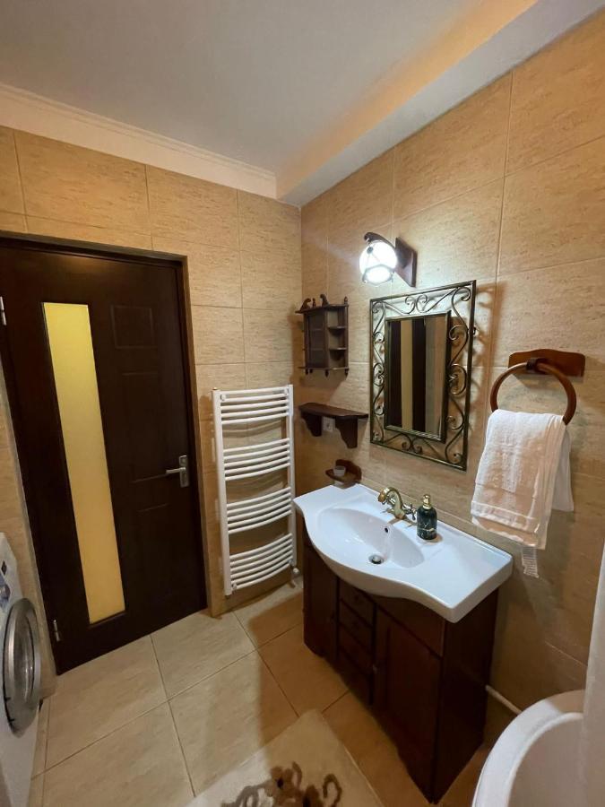 Apartamento Apartament Yannis Alba Iulia Exterior foto